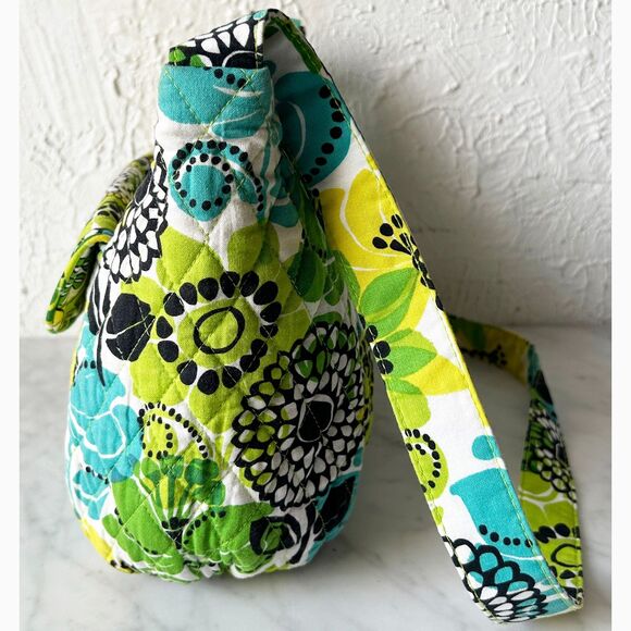 Vera Bradley Limes Away Clare Crossbody Shoulder Bag Purse Zip Top Pockets - Picture 6 of 10